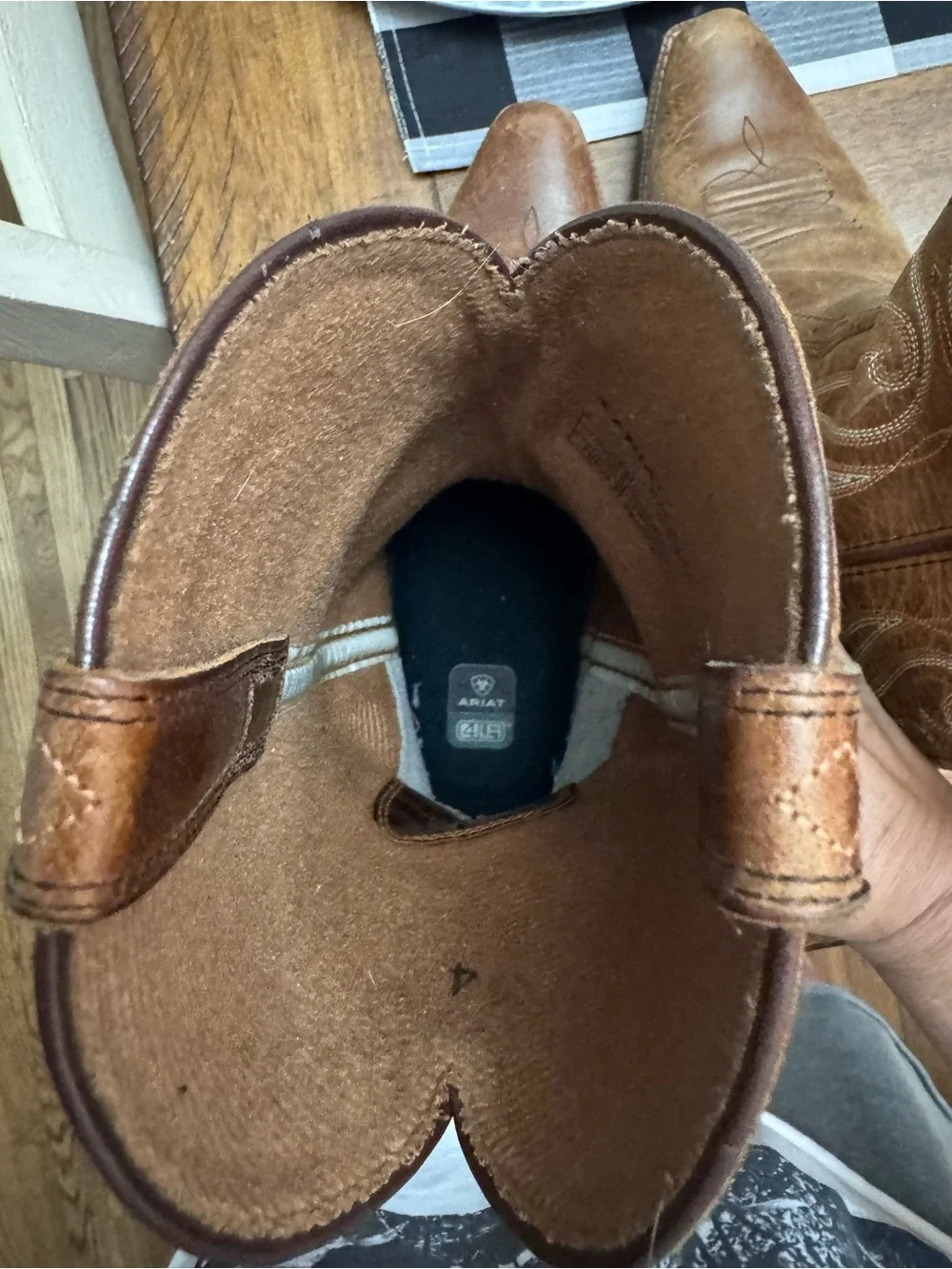 Ariat style name